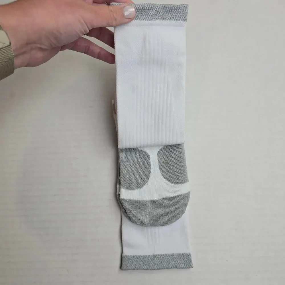Nike Spark Running Crew Socks Size W11.5-13/M10-11.5 White Cushioned Dri-Fit